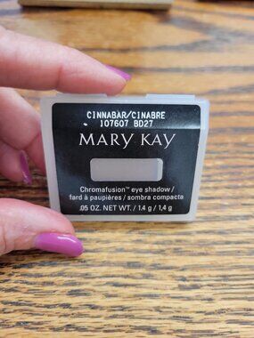 New! Mary Kay ChromaFusion Cinnabar eye color shadow